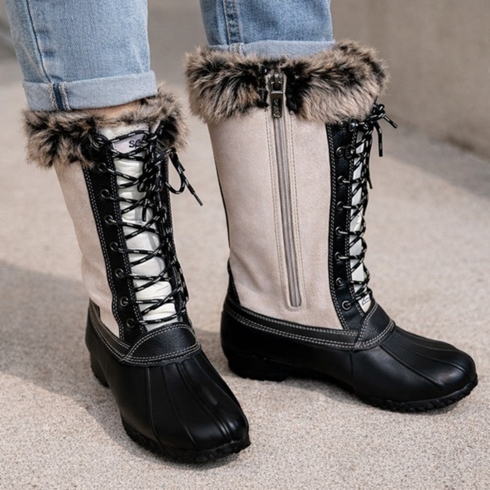 Sporto Natasha duck boot size 6.5